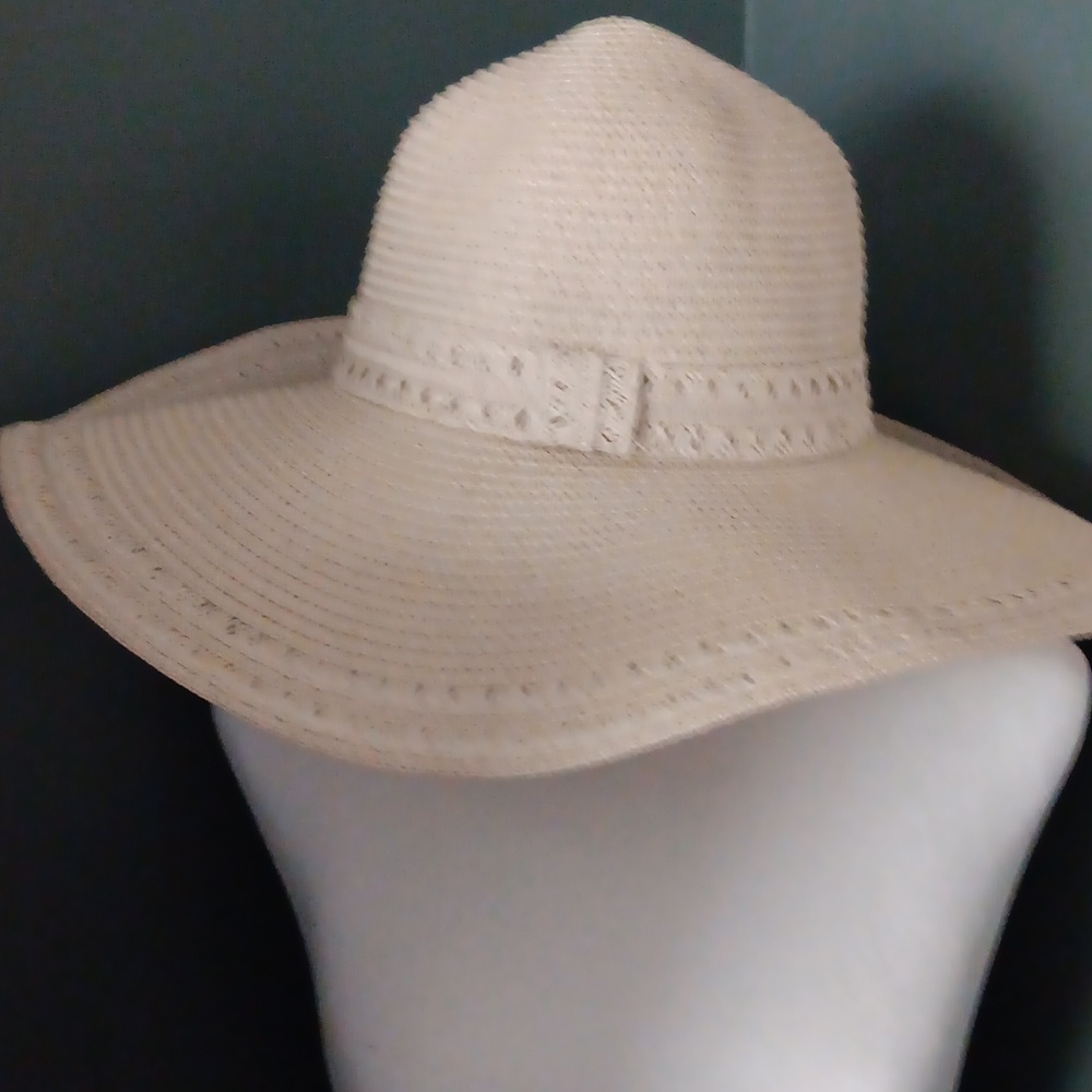 Womans Hat